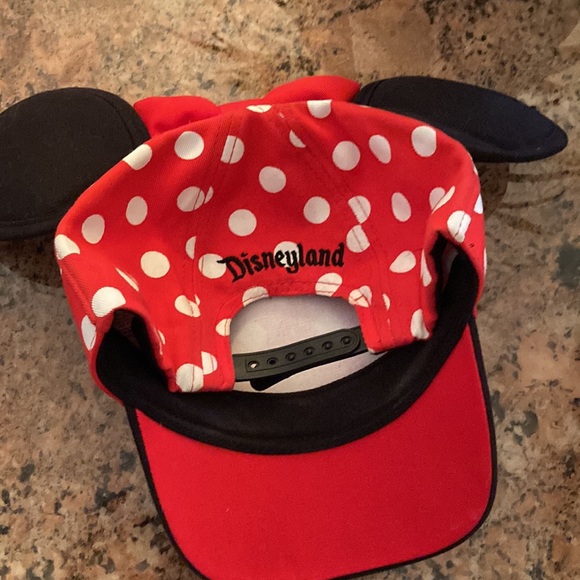 NEW Disney Parks exclusive red polka dot Minnie Mouse ball cap - Picture 3 of 4